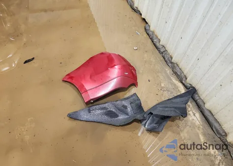 2010 Ford Focus Se z USA, uszkodzony, nr VIN 1FAHP3FN0AW227051